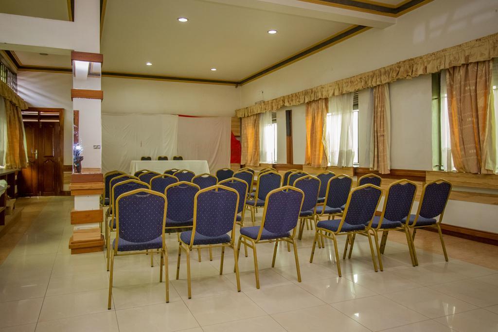 Grand Holiday International Hotel Mbarara Exterior foto